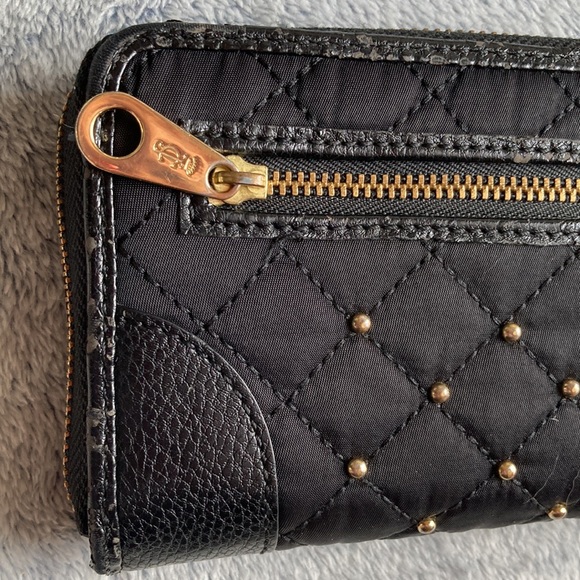 JUICY COUTURE💫Vintage🗝️Black Quilted Gold Beaded Wallet - Picture 8 of 12